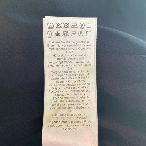 Feminine Part Two Blue/Pink Floral Top w/ Tiered Long Sleeves - Size 12 (42 EU) - Picture 11 of 11